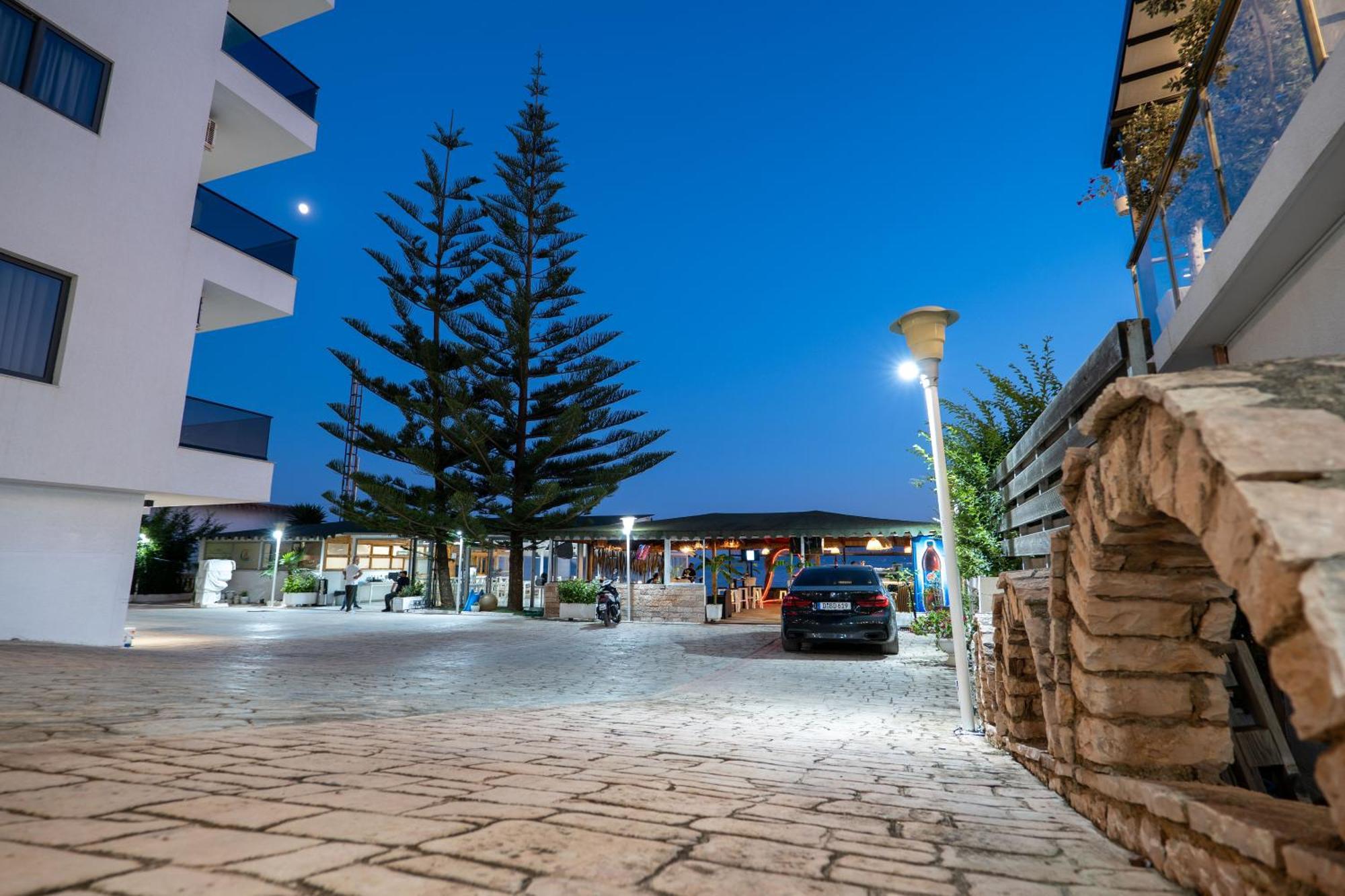 Hotel Kompleks Joni Саранда Экстерьер фото