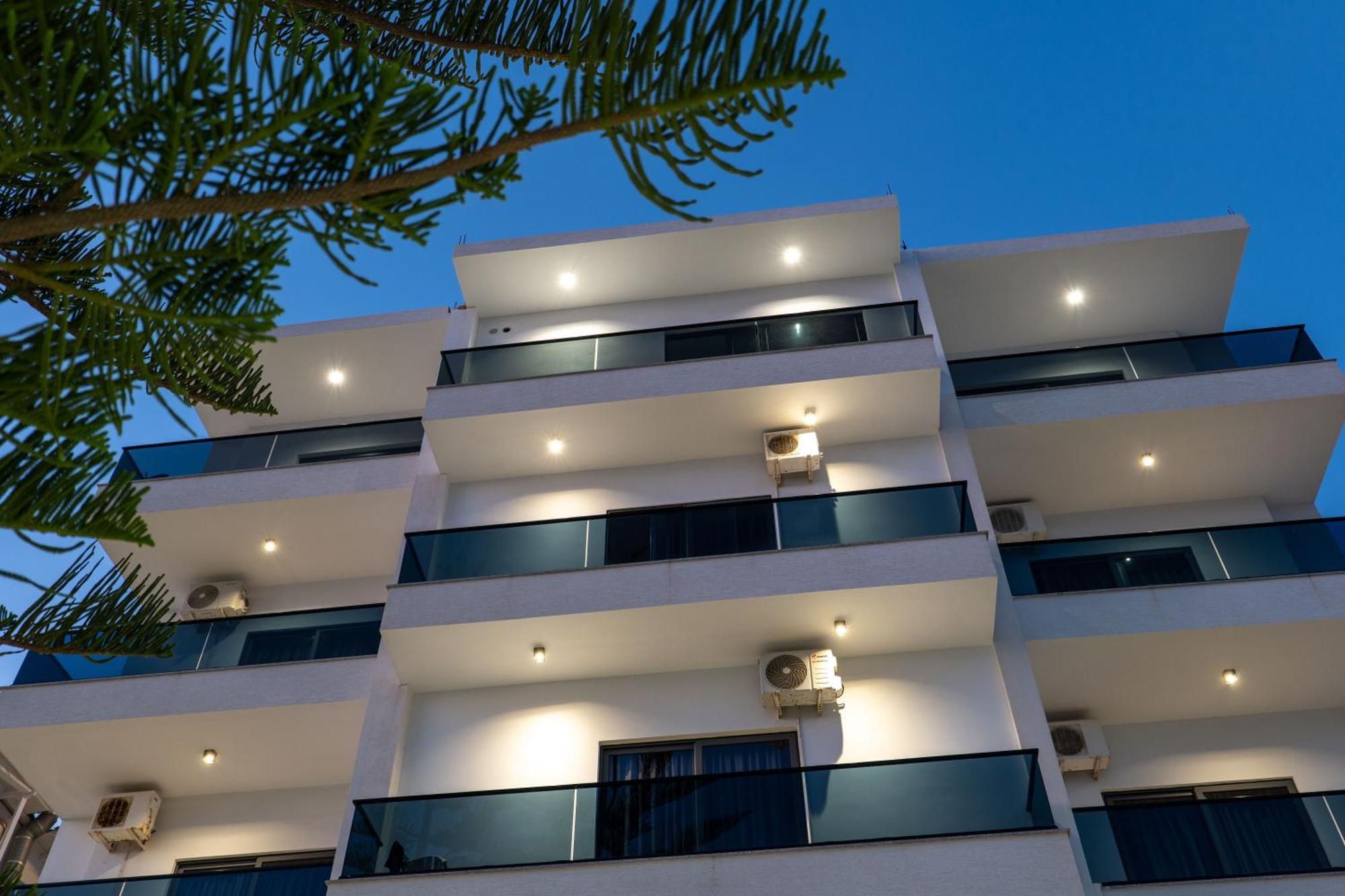 Hotel Kompleks Joni Саранда Экстерьер фото